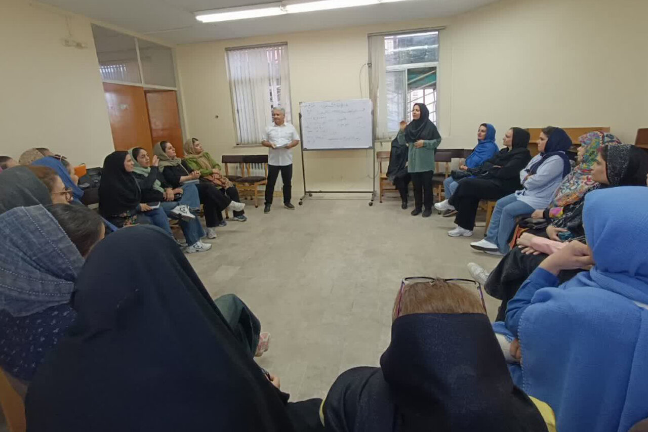 نقشآفرینی کتابخانه دکتر حصیبی اراک در توانمندسازی روانی ناشنوایان