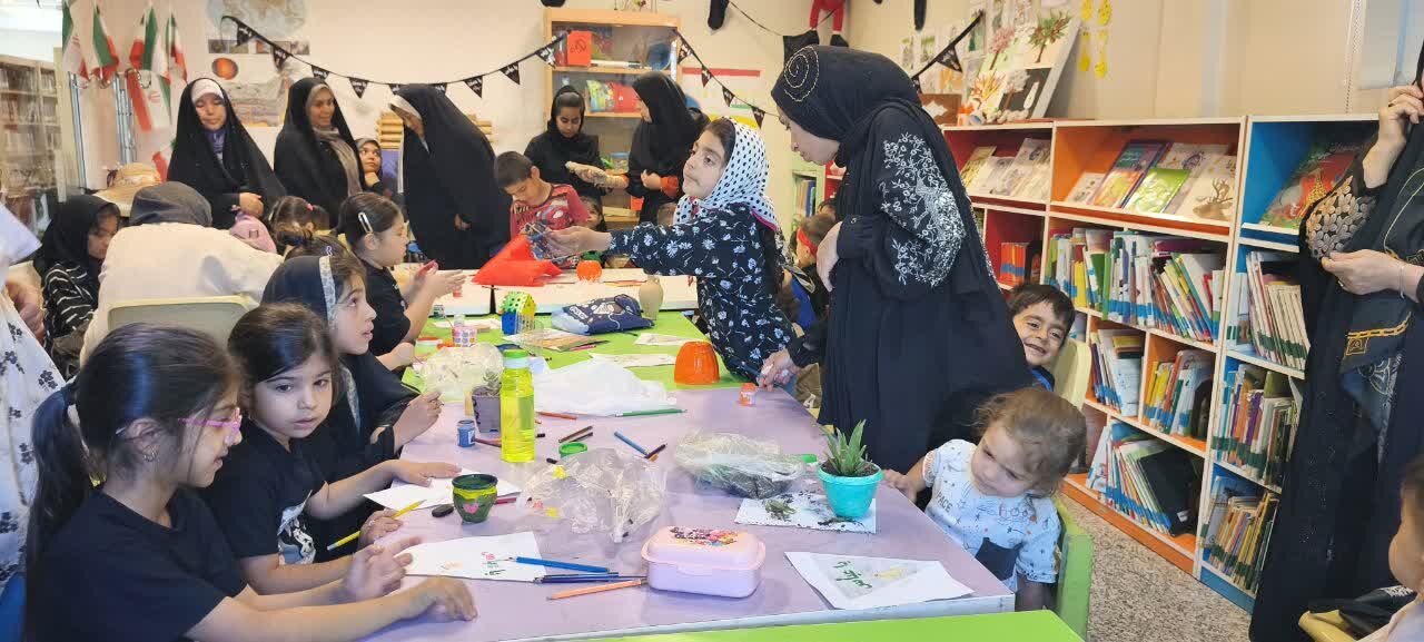 برگزاری برنامه های مناسبتی و کتاب محور در کتابخانه های استان تهران