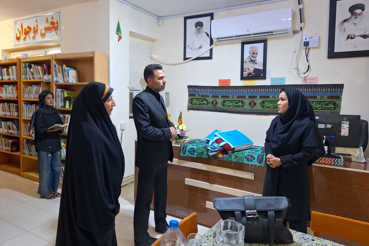بازدید سرپرست ادارهکل کتابخانههای عمومی ایلام از کتابخانههای شهرستان آبدانان