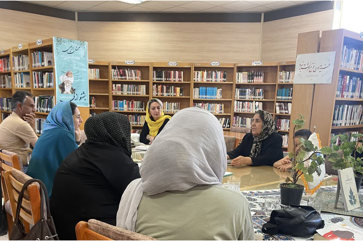 کتابخانه امام صادق(ع) شهر نیمور میزبان اهالی فرهنگ و هنر شد