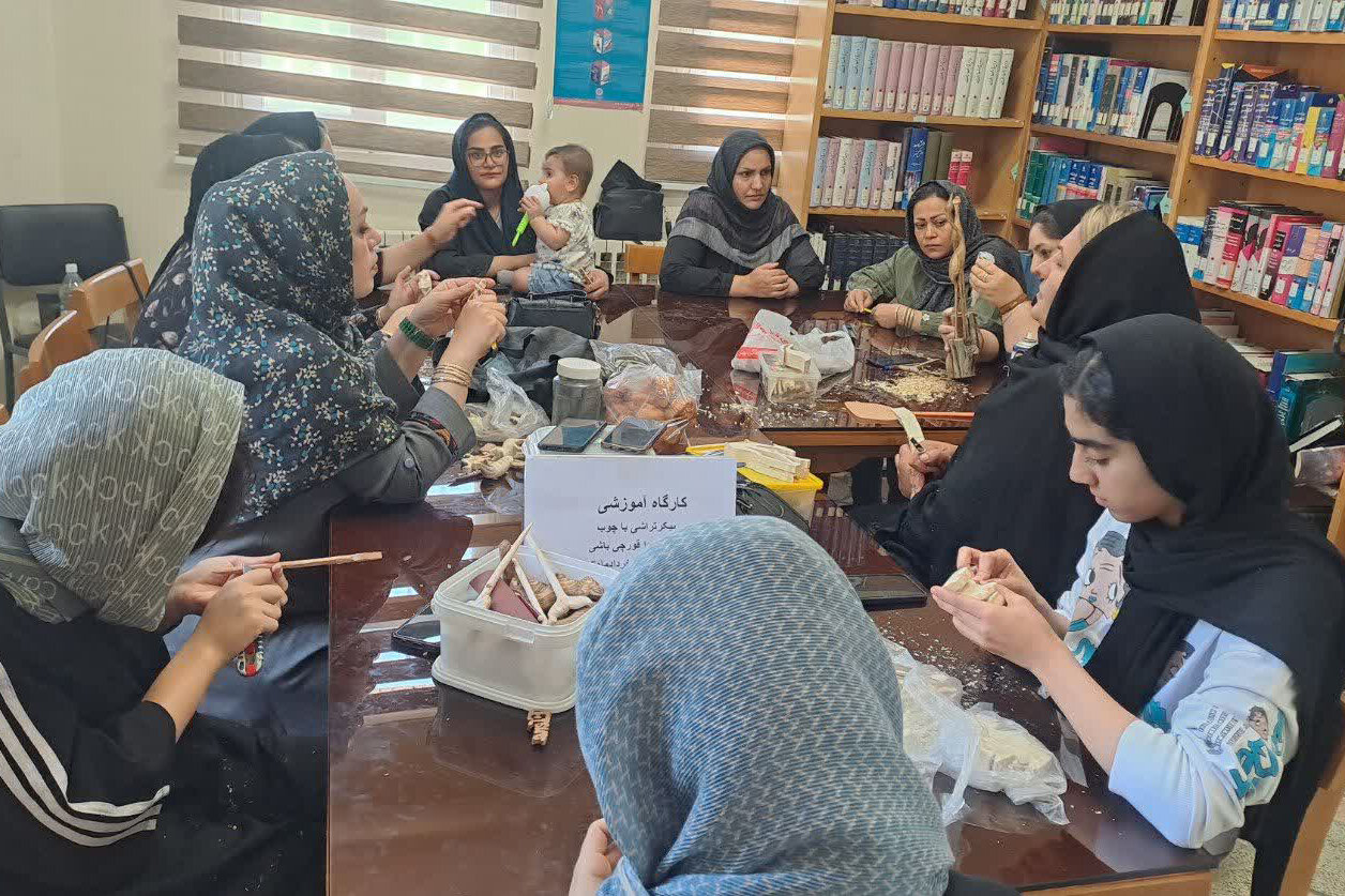 کتابخانه شهدای قورچیباشی میزبان برنامههای فرهنگی آموزشی شد