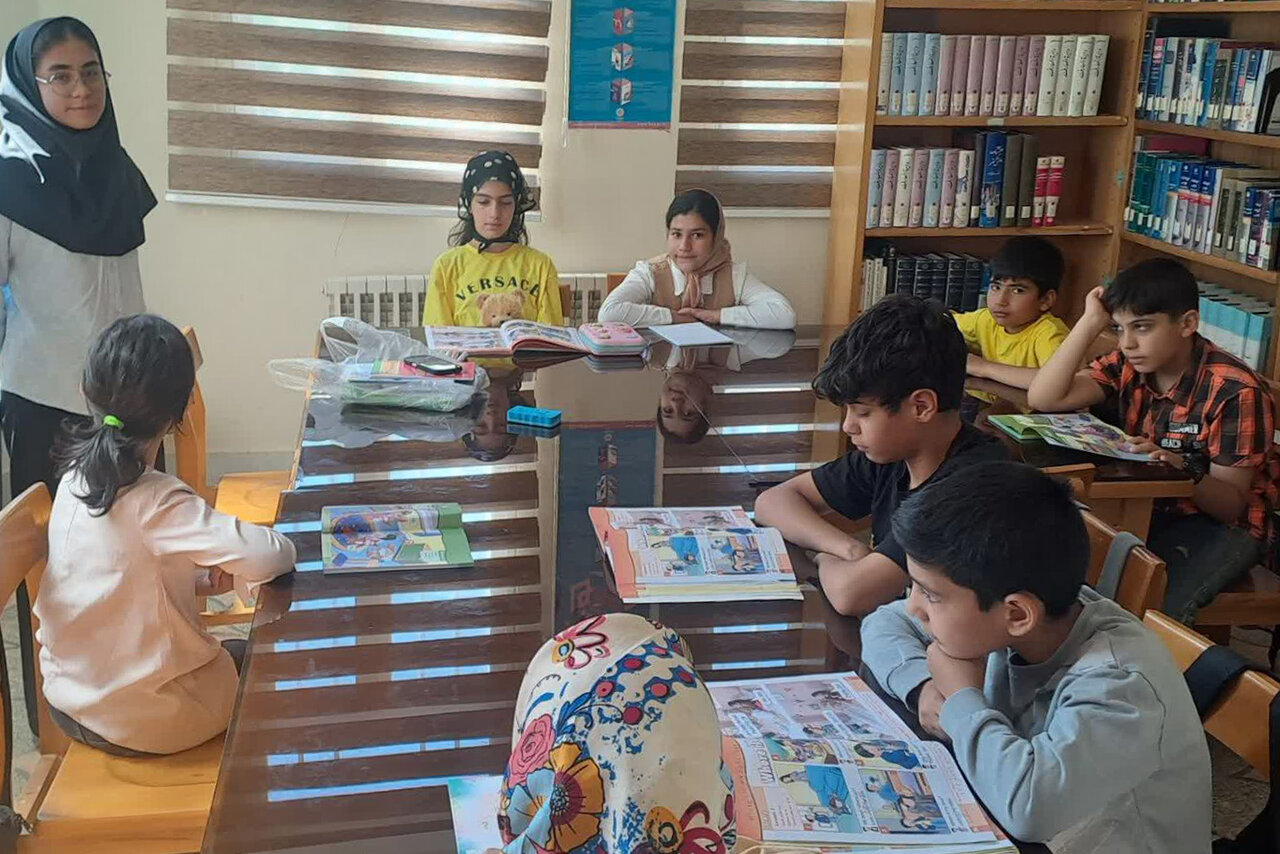 کتابخانه شهدای قورچیباشی میزبان برنامههای فرهنگی آموزشی شد