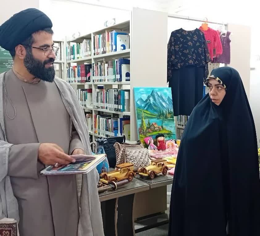 نمایشگاه صنایع‌دستی بانوان در کتابخانه جورقان