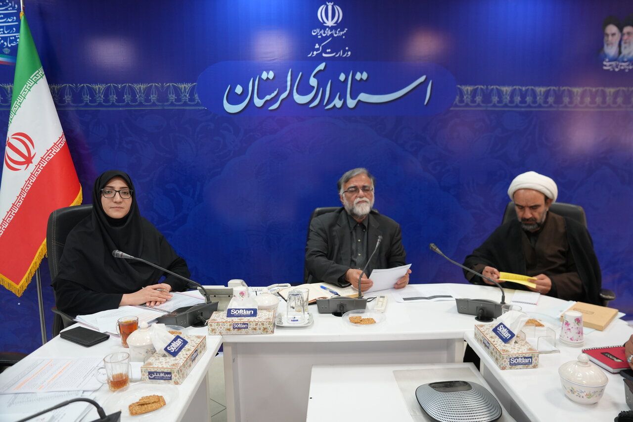 جلسه انجمن کتابخانه های لرستان به ریاست معاون سیاسی امنیتی استاندار برگزار شد
