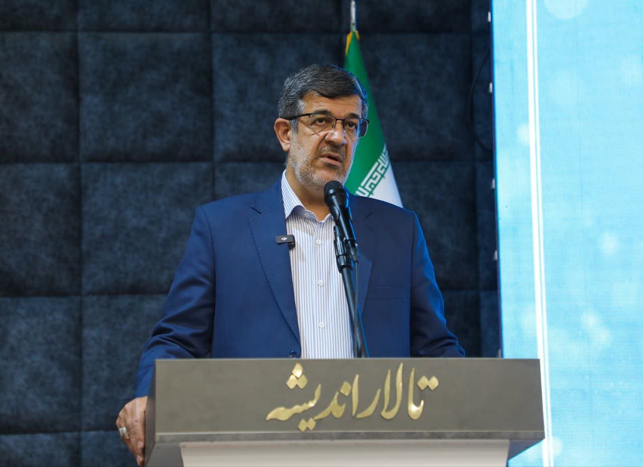 نخستین همایش آموزشی مدیران و کارشناسان روابط عمومیهای یزد، در کتابخانه مرکزی برگزار شد