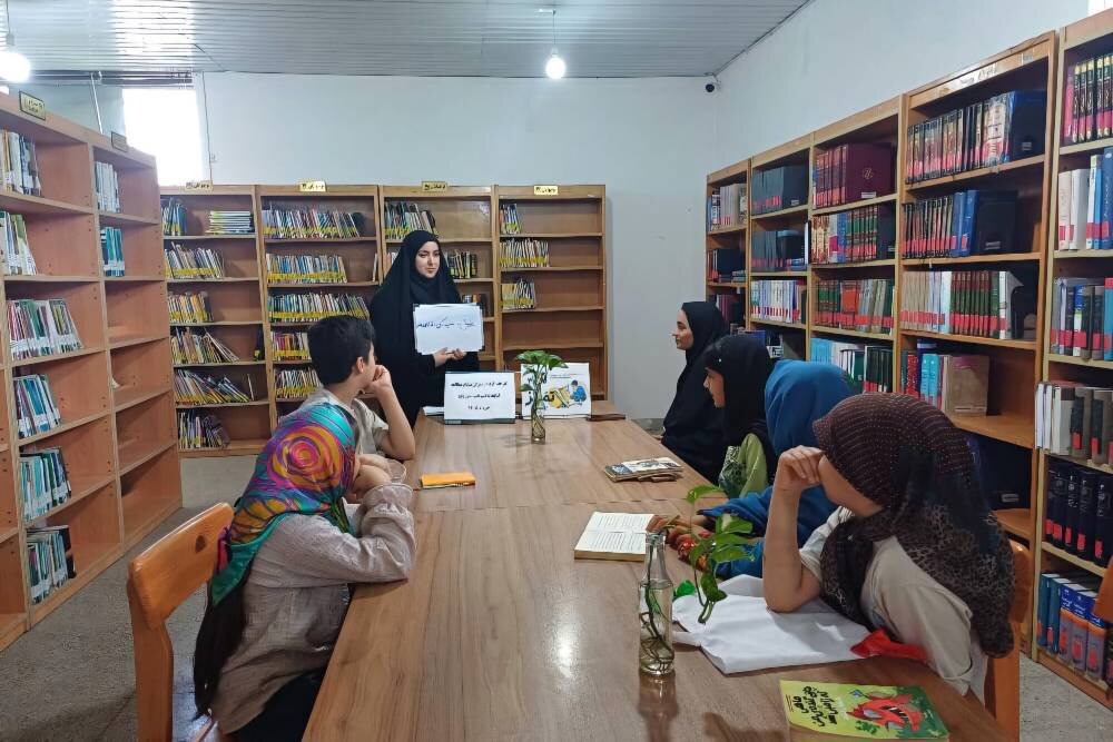 کارگاه افزایش تمرکز هنگام مطالعه در کتابخانه امیرالمؤمنین(ع) کلاله برگزار شد