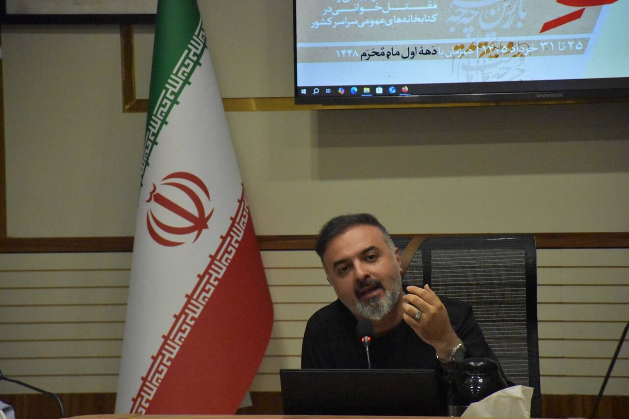 سوگواره ادبی «آیین سرخ کلمات» در تبریز برگزار شد