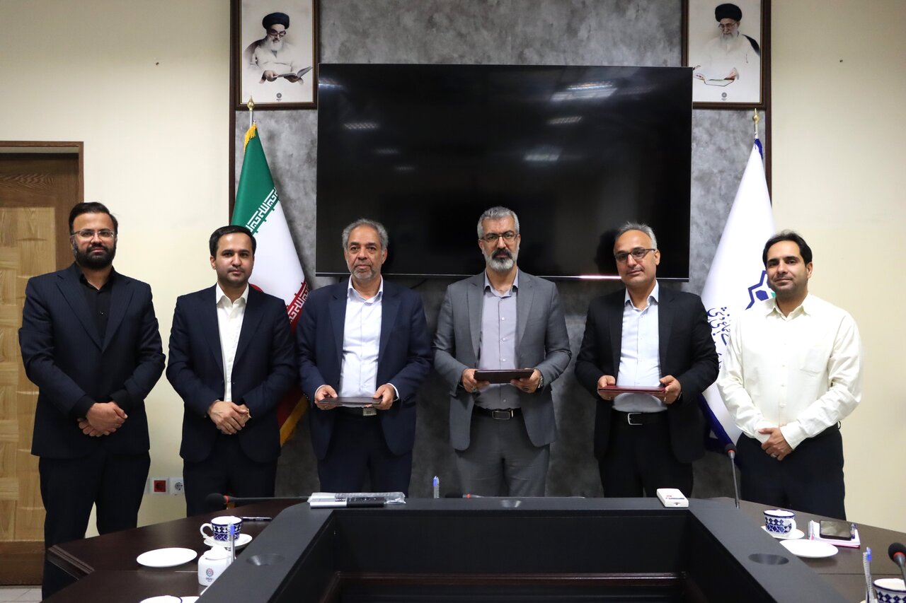 امضای تفاهم‌نامه همکاری برای مدیریت «مرکز شوق زندگی» یزد