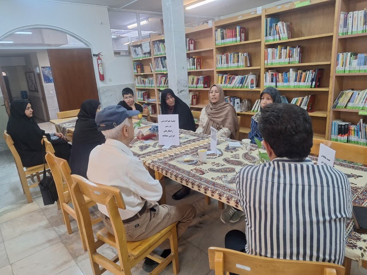 برگزاری نشست هم‌اندیشی با هدف جذب مشارکت دستگاه‌های فرهنگی در کتابخانه شهدا گلپایگان