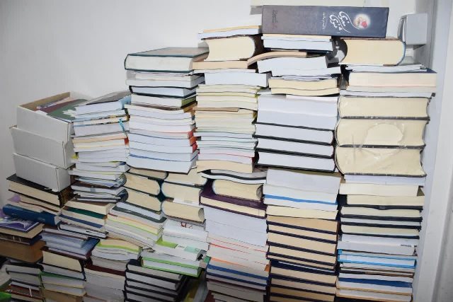 اهدای بیش از ۶ هزار نسخه کتاب به کتابخانه‌های عمومی استان سمنان در سه ماهه نخست سال ۱۴۰۵