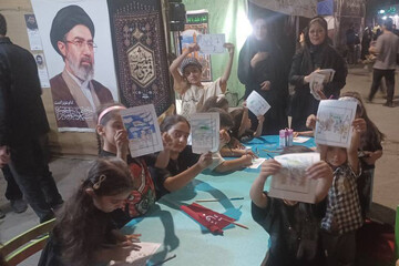 غرفه کتابخانه ایران در محرم