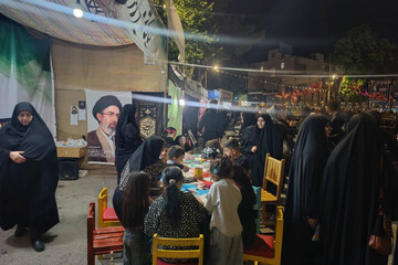 غرفه کتابخانه ایران در محرم