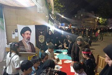 غرفه کتابخانه ایران در محرم