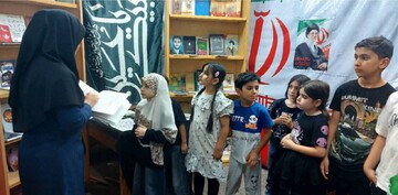 میز خدمت و برنامه‌های فرهنگی کتابخانه‌های عمومی پلدختر در تجمعات شبانه مردمی محرم