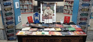 فضاسازی، نقاشی و نشست کتابخوانی عاشورایی در کتابخانه علامه بحرالعلوم بروجرد