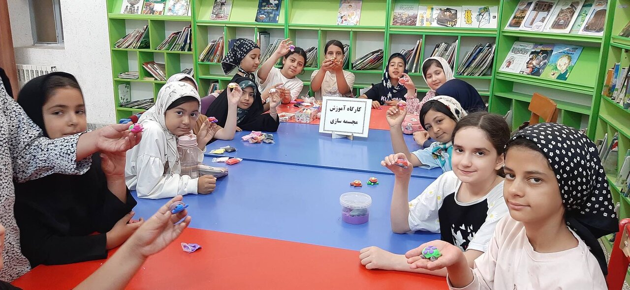 حیات دوباره اشیاء در کارگاه مجسمهسازی کتابخانه شهید مطهری جاجرم