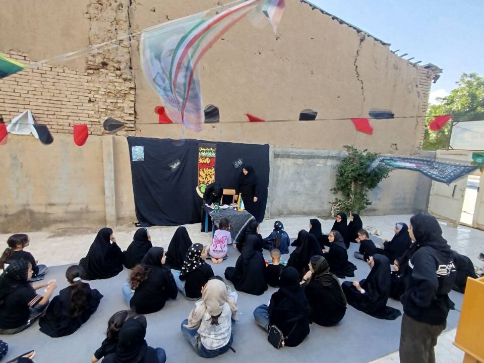 برپایی هیئت کوچک عاشورایی در کتابخانه علامه طباطبائی(ره) دشت