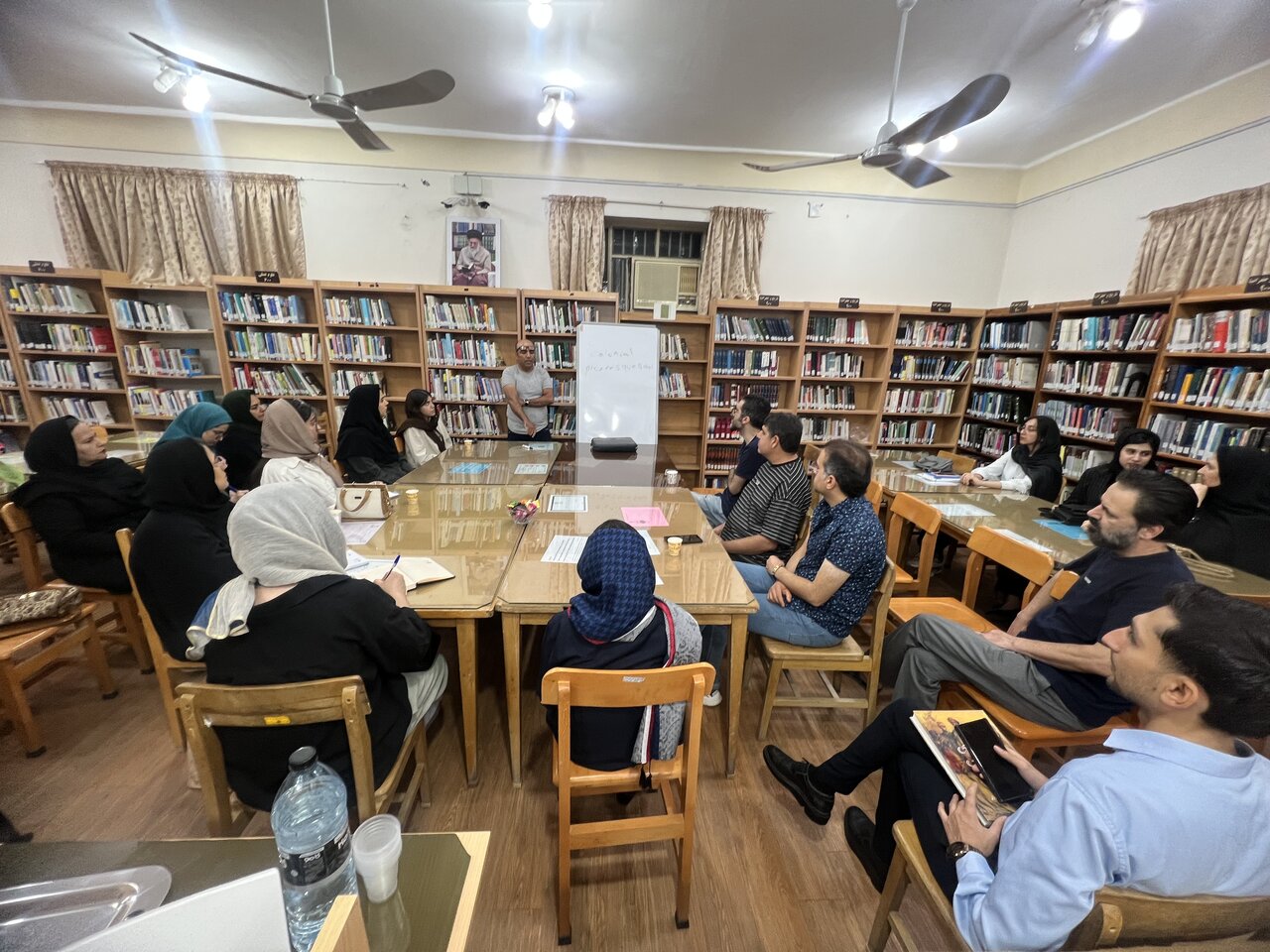 کتاب «سرگذشت حاجی‌بابای اصفهانی» زیر ذره‌بین جوانان لاری قرار گرفت