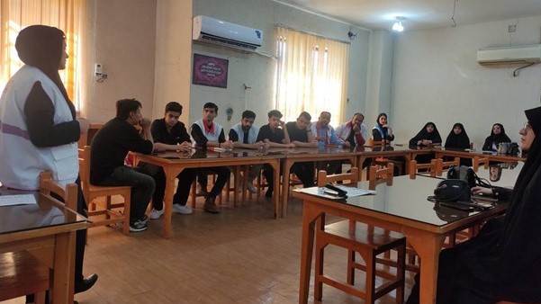 همافزایی کتابخانههای عمومی و هلالاحمر برای ارتقای سلامت جامعه؛ برگزاری کارگاه تخصصی پیشگیری از اعتیاد ویژه امدادگران