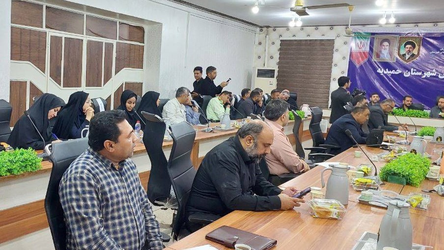 تقدیر از اقدامات فرهنگی اداره کتابخانههای عمومی حمیدیه/ رایزنی برای استقرار کتابخانه سیار در مناطق کمبرخوردار