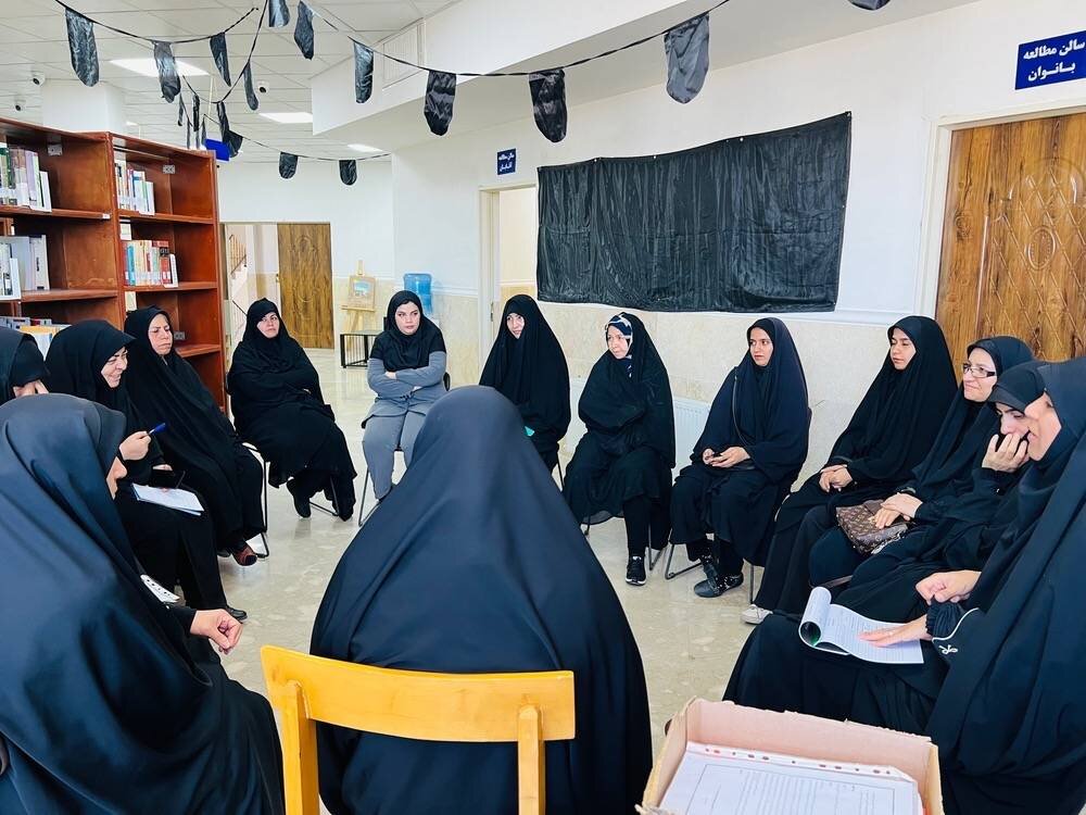 برنامه‌های مناسبتی ماه محرم در کتابخانه‌های استان تهران برگزار شد