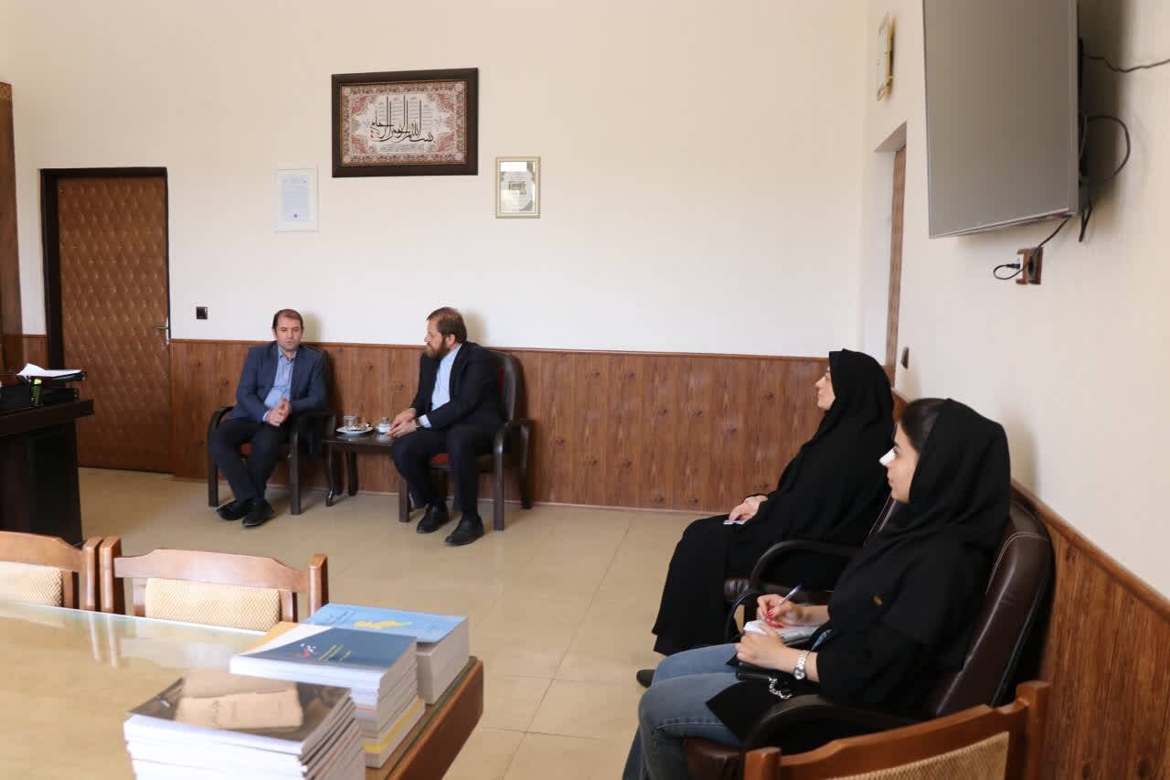 برگزاری نشست مشترک مدیر برنامهریزی فرهنگی و اجتماعی دانشگاه محقق اردبیلی با مدیرکل کتابخانههای عمومی استان اردبیل