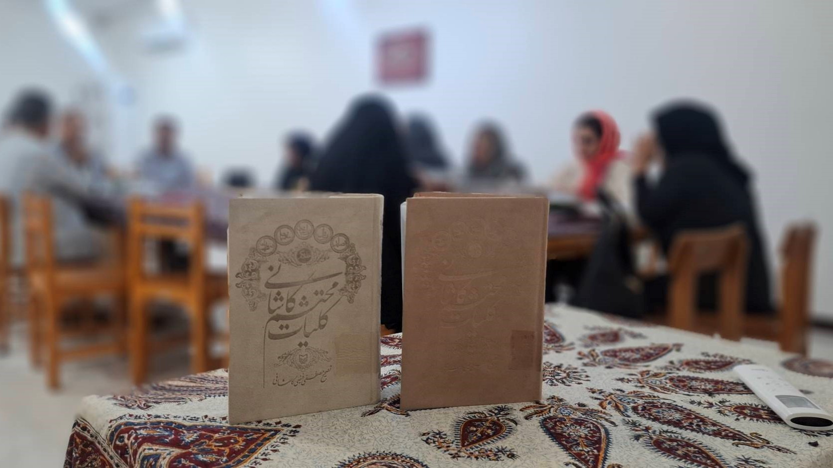 نشست ادبی «آیین سرخ کلمات» در کتابخانه امیرکبیر بندر ماهشهر برگزار شد