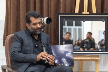 استقبال چشمگیر علاقه‌مندان از کارگاه تخصصی عکاسی در کتابخانه محمد مفیدی مستوفی بافق