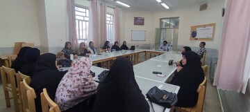 تیتر:
سفری به جهان پساآخرالزمانی «جاده» در جمع دوستداران ادبیات داستانی اشکذر