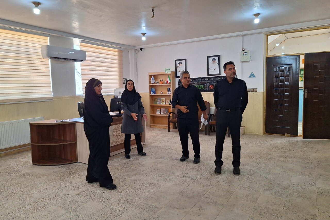 بازدید میدانی از کتابخانههای هلیلان با محور بررسی نیازها و مسائل