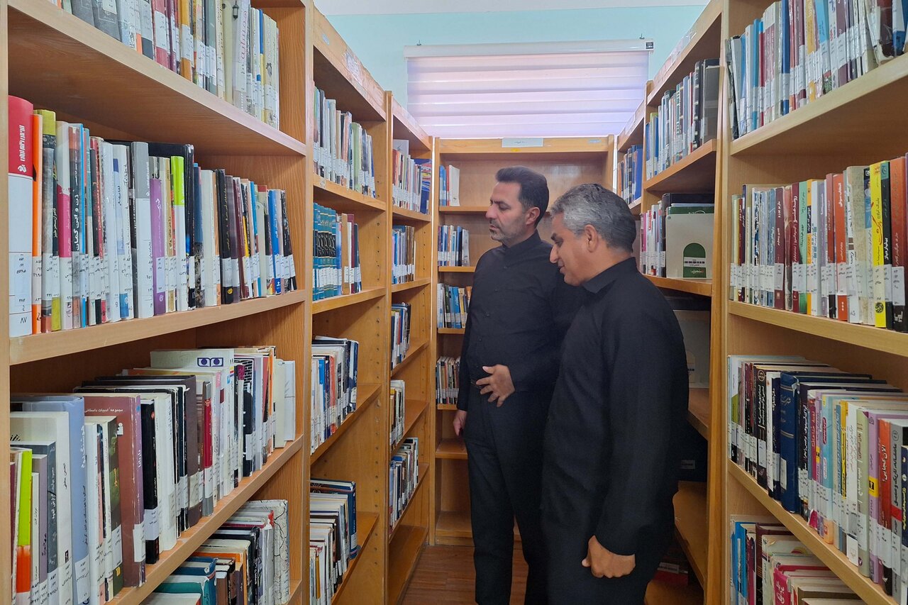بازدید میدانی از کتابخانه‌های هلیلان با محور بررسی نیازها و مسائل