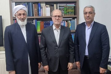 به گزارش روابط عمومی اداره‌کل کتابخانه‌های عمومی استان گلستان، عبدالحی میرزاعلی، مدیرکل کتابخانه‌های عمومی استان گلستان با محمدمهدی احمدی، مشاور عالی وزیر و مدیرکل حوزه وزارتی وزارت فرهنگ و ارشاد اسلا