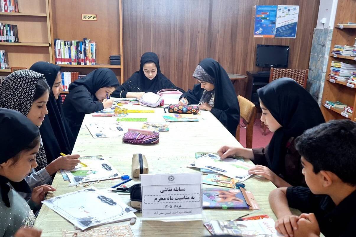 کودکان مینودشتی جلوه‌های فرهنگ عاشورا را نقاشی کردند