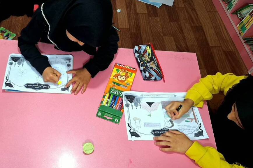 کودکان مینودشتی جلوههای فرهنگ عاشورا را نقاشی کردند