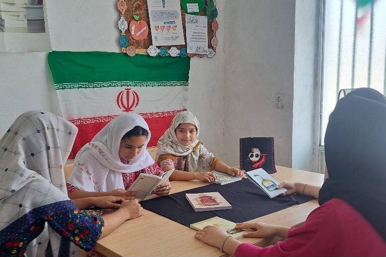 فرهنگ عاشورا در کتابخانه‌های عمومی شهرستان ترکمن ترویج شد