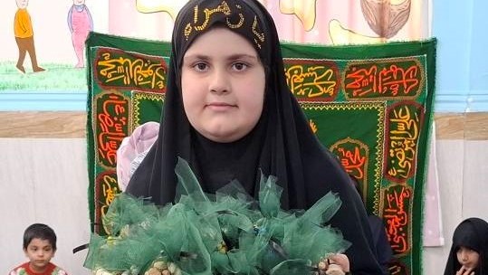 برگزاری مراسم قصهخوانی و سفره محرمی ویژه کودکان در کتابخانه عمومی بوستان کتاب بندر ماهشهر