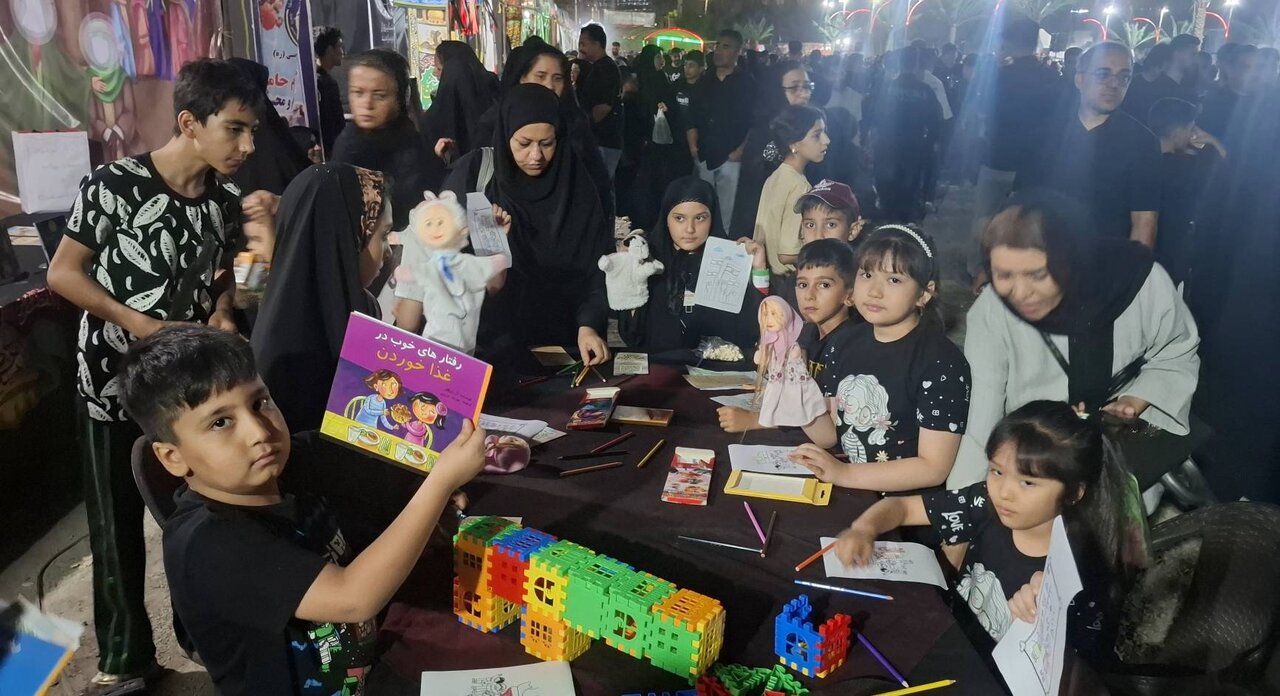 برپایی غرفه فرهنگی در مراسم عزاداری ایام محرم در تجمعات شبانه ملارد