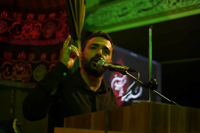 شب شعر و مرثیه‌خوانی با نوای شاعران آیینی برگزار شد