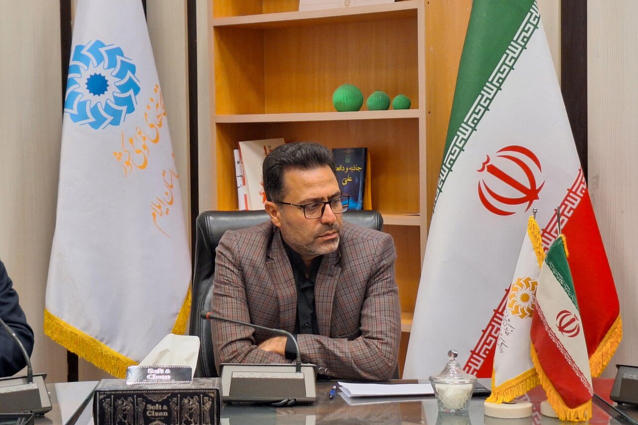 بررسی برنامهها و مسائل کتابخانههای عمومی استان ایلام در شورای اداری