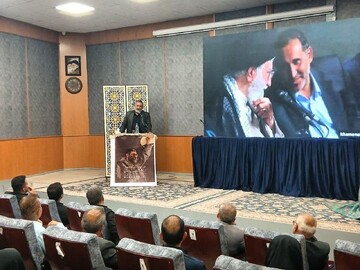 «در امتداد عاشورا»؛ وقتی شعر، حماسه مقاومت را در قزوین روایت می‌کند