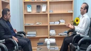 بازدید شهردار گتوند از کتابخانه عمومی «شهید علیجان امامی» و تأکید بر تداوم حمایت‌های مدیریت شهری