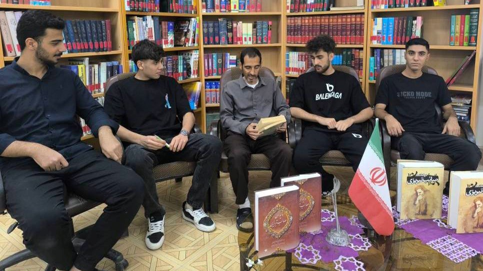محفل ادبی «صائب نازکسخن» در کتابخانه عمومی ولیعصر(عج) آبادان برگزار شد