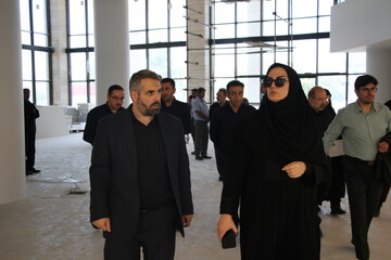 بازدید دبیرکل نهاد کتابخانه‌های عمومی کشور از کتابخانه مرکزی اراک