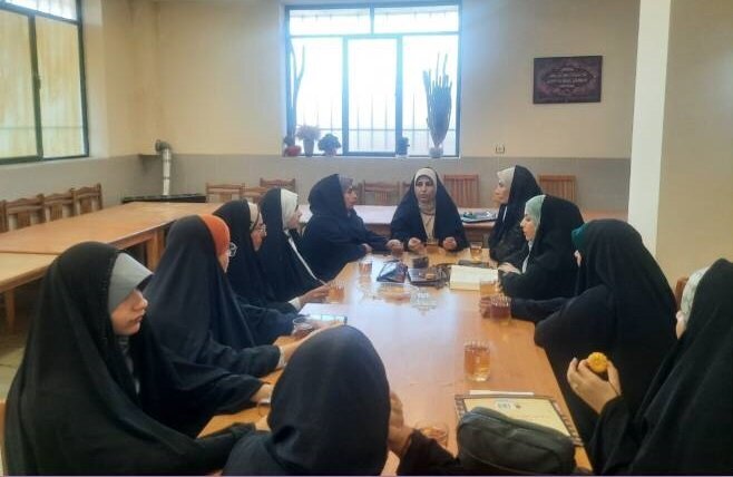 کتابخانه‌های عمومی فراشبند از قرار آموزشی تا قرار عاشورایی