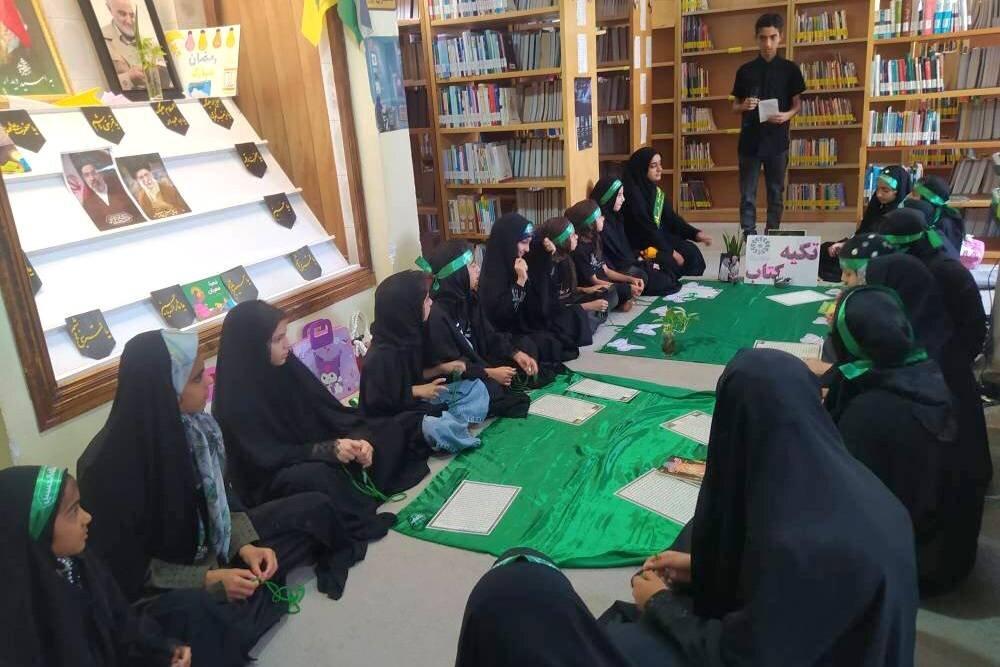کتابخانه حاج رجبعلی عطری گلند رامیان، تکیه‌گاه فرهنگ عاشورا و کتابخوانی شد