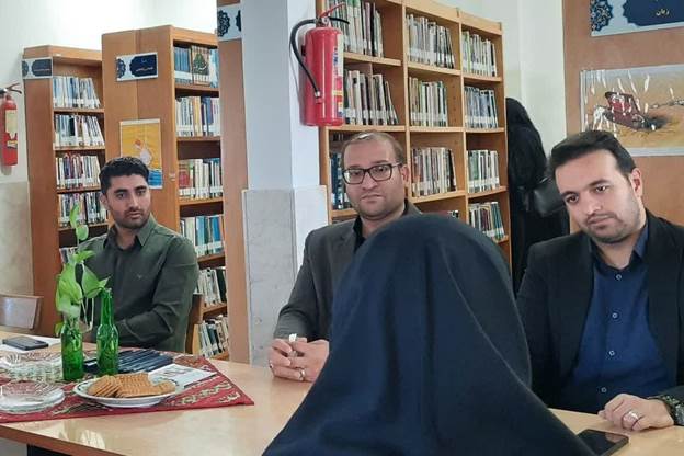 توسعه همکاریهای آموزشی و فرهنگی در کتابخانه عمومی ولیعصر (عج) شهرستان داورزن