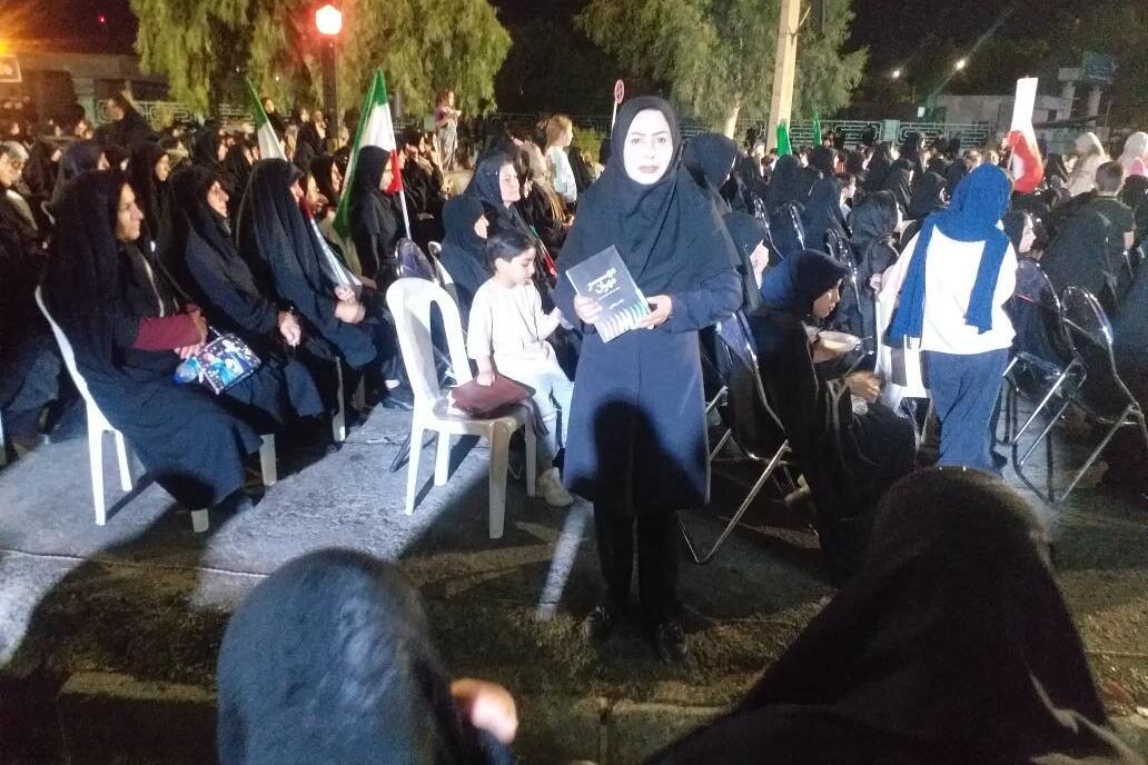 میز خدمت فرهنگی کتابخانههای عمومی در سالروز آزادسازی مهران برپا شد