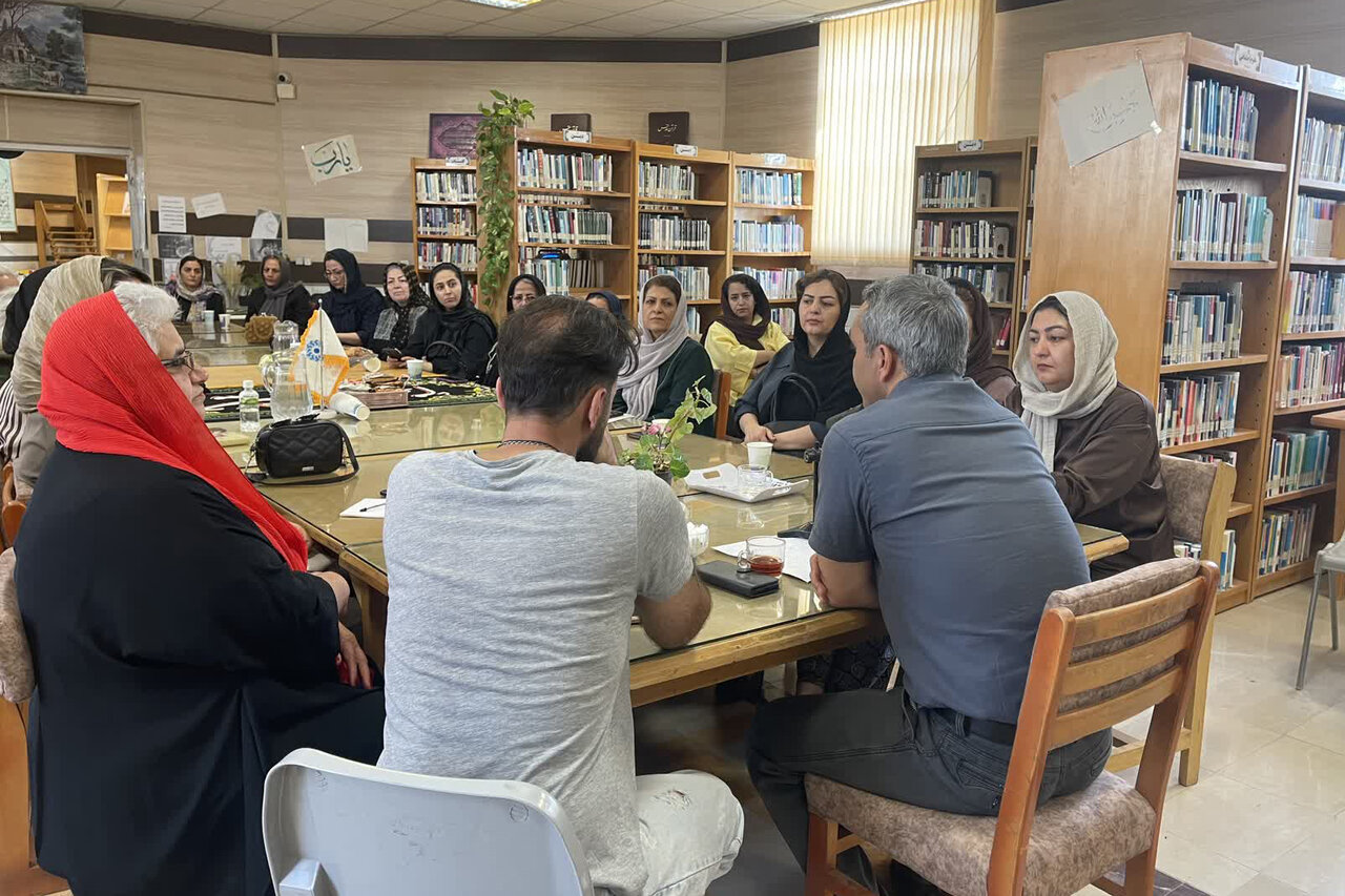 استمرار برنامههای فرهنگی و آموزشی در کتابخانههای عمومی استان مرکزی