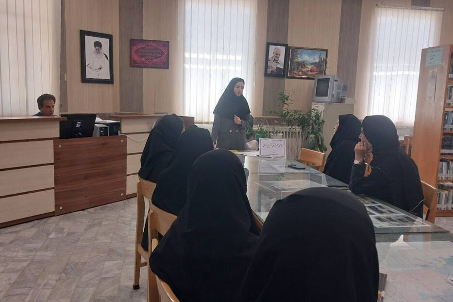کتابخانه‌های عمومی استان مرکزی میزبان کارگاه‌های آموزشی تابستانی