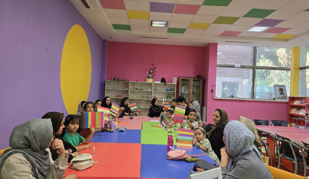 معماری پیوند عاطفی در کارگاه خلاقیت؛ پرورش مهارتهای ذهنی کودکان در سایهی دلبستگی ایمن